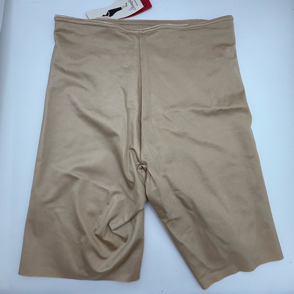 Spanx Simplicity Mid Thigh Shaper Shorts size Small $52 - Picture 4 of 7